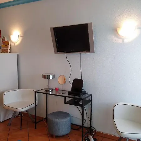 公寓 Old Town Studio Wifi By Albufeirarentals *